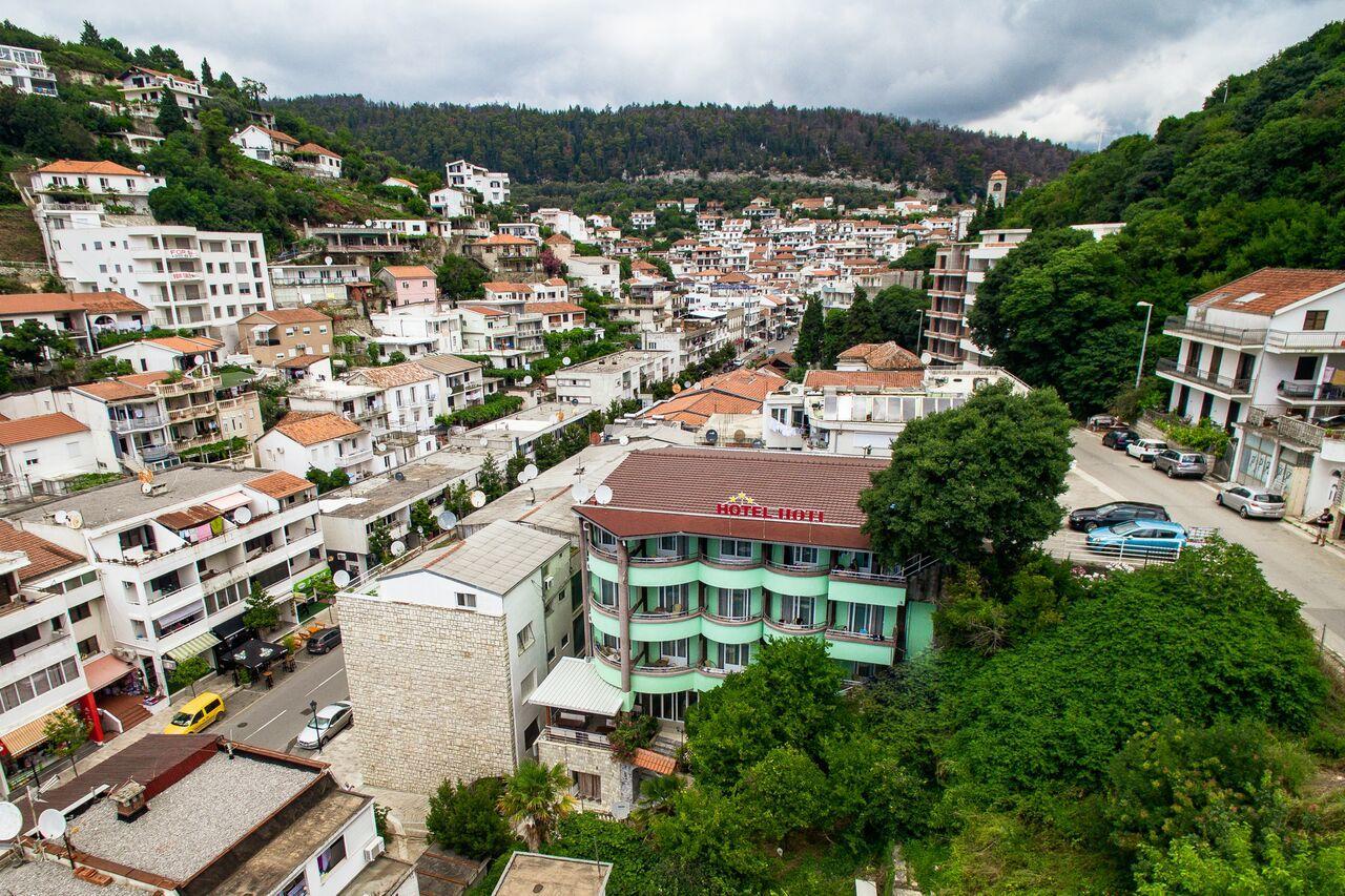 Hotel Hoti Улцинь Екстер'єр фото