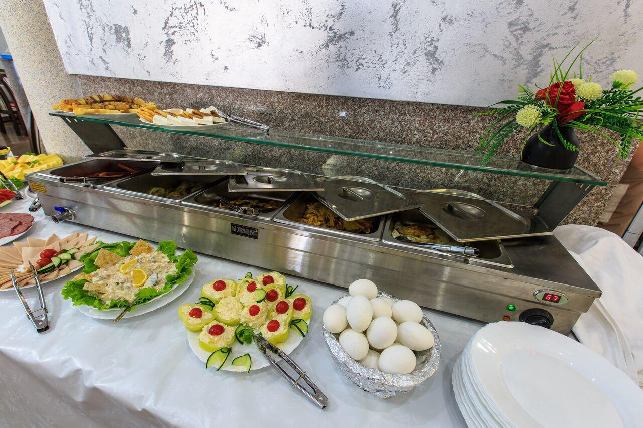 Hotel Hoti Улцинь Екстер'єр фото