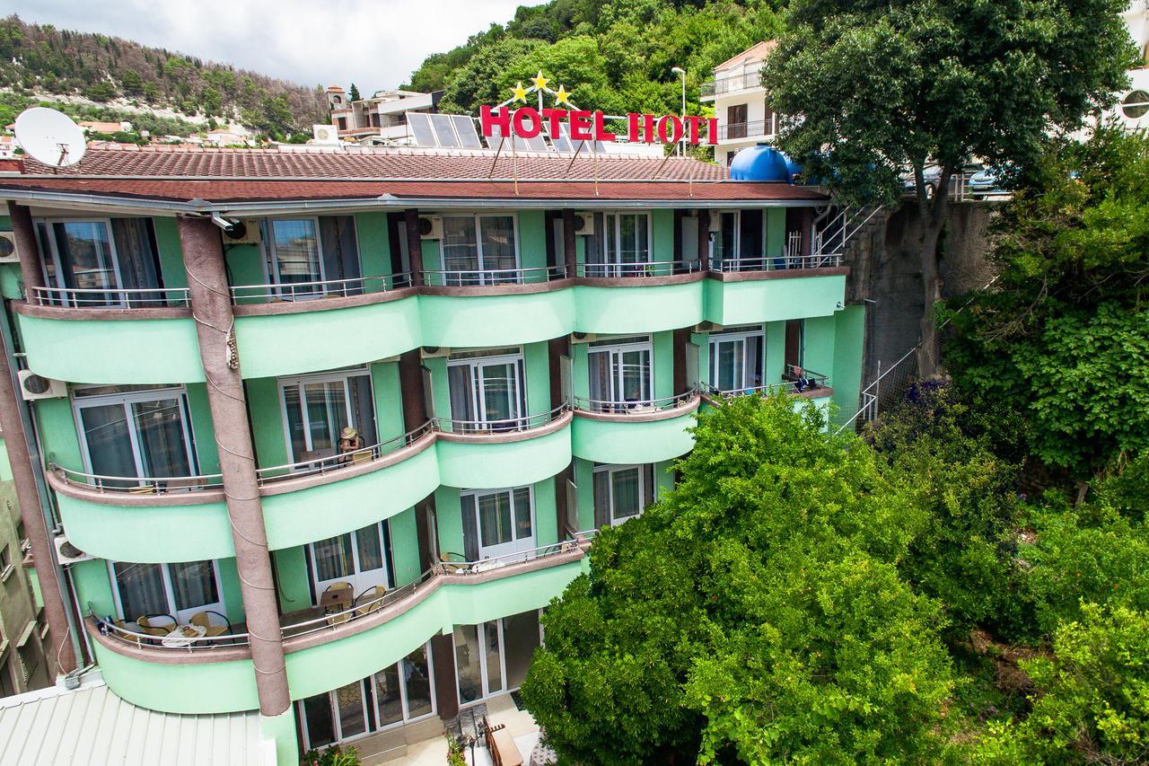 Hotel Hoti Улцинь Екстер'єр фото